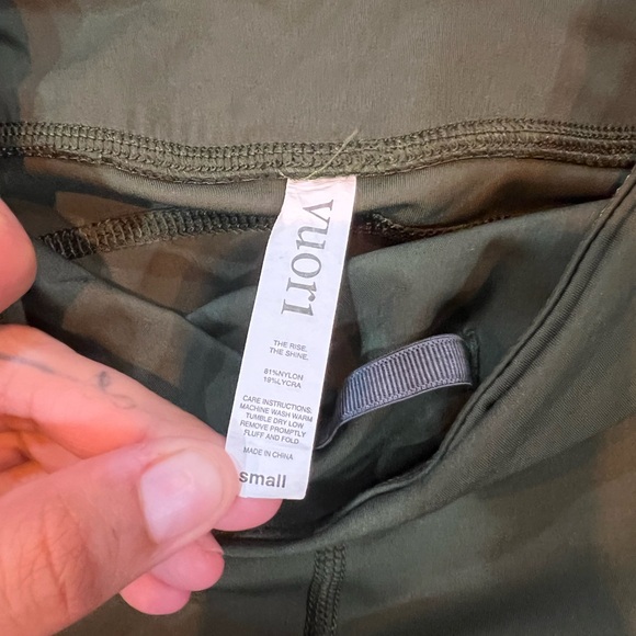 Vuori Leggings - Picture 7 of 7